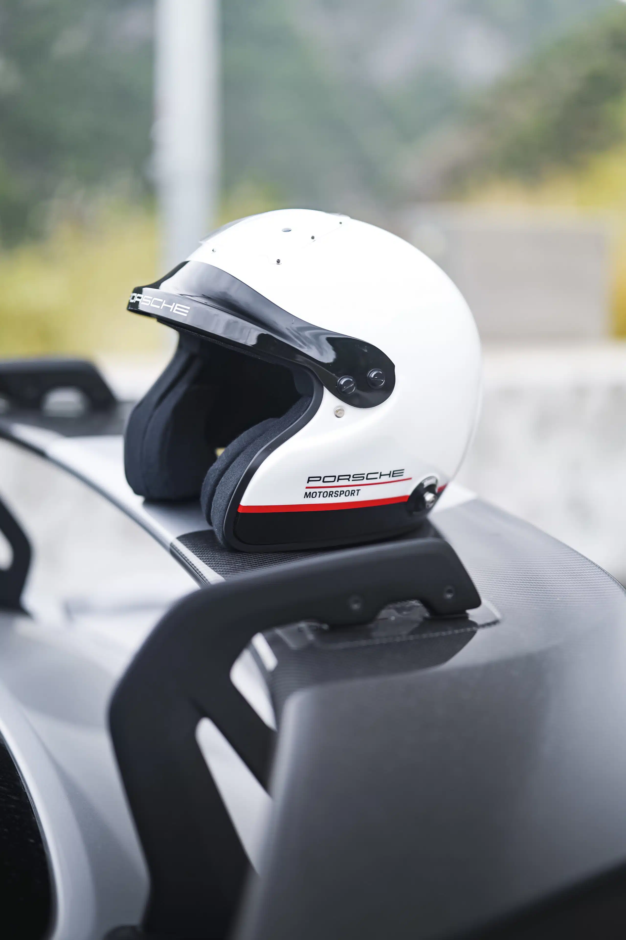 Aileron Porsche 718 Cayman GT4 RS