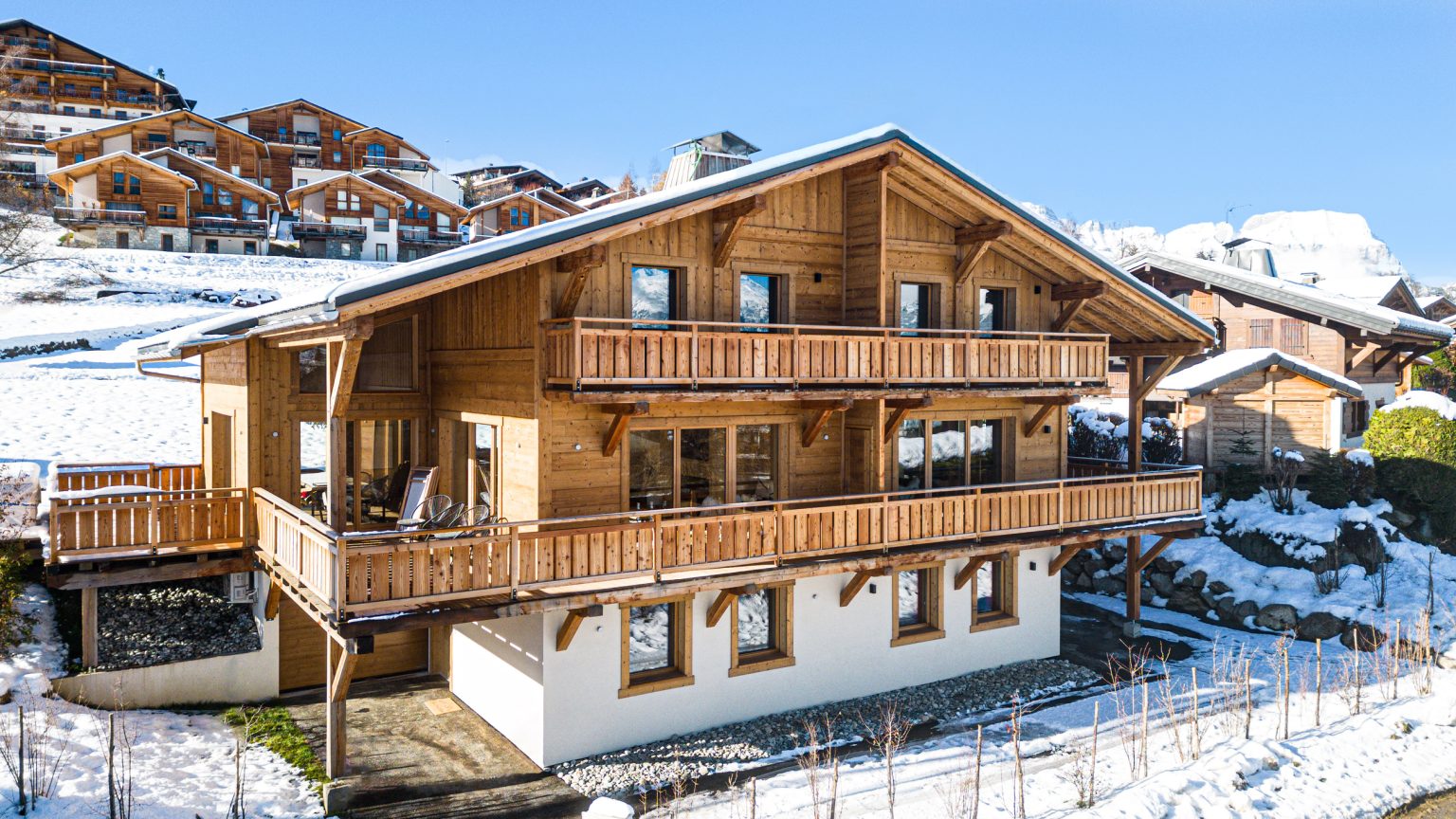 DJI_05chalet tiki mont blanc premier hôte