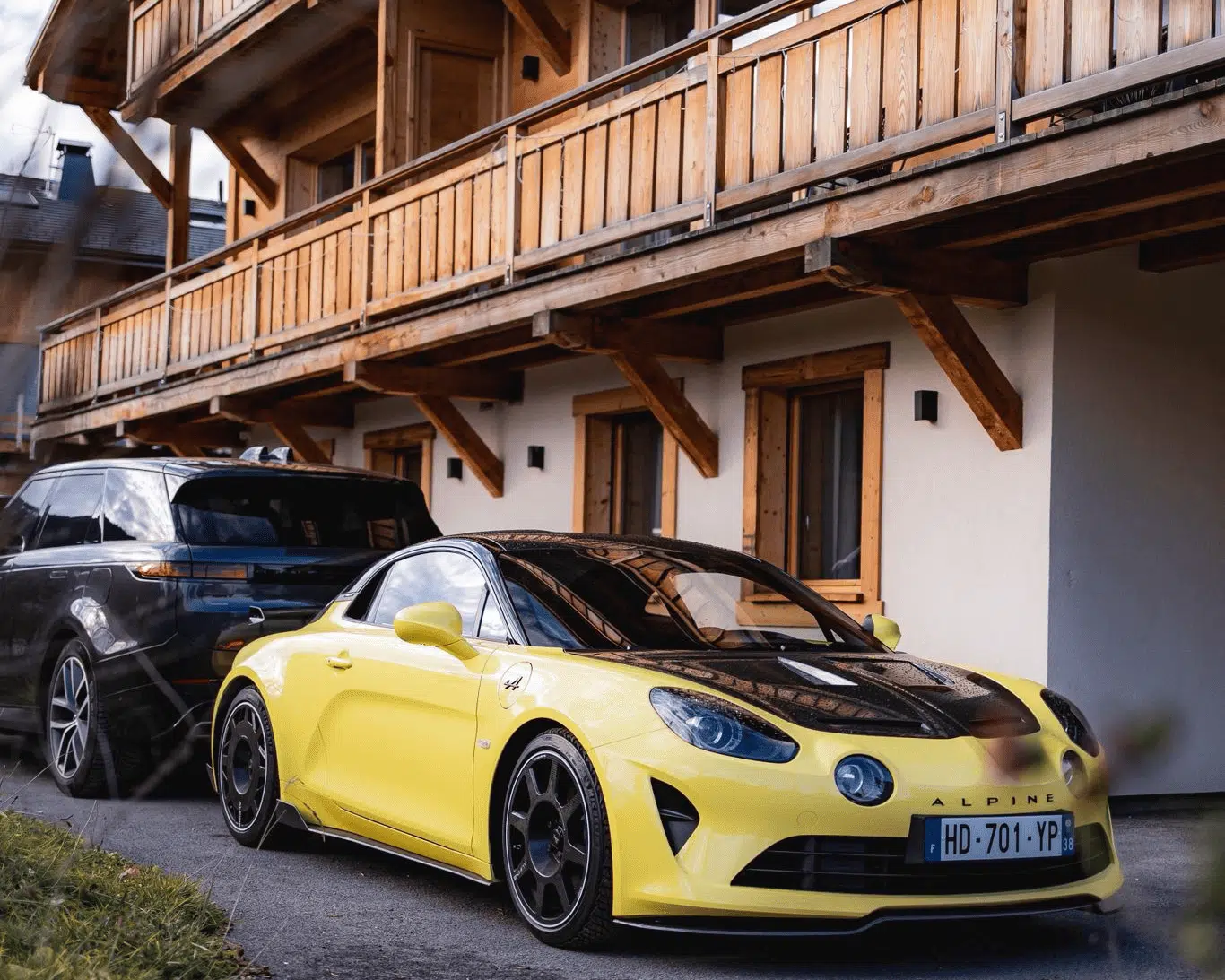 WhatsAppÉ Image 2025-12-21 at 20.52.13